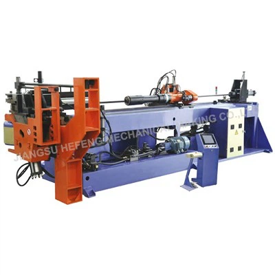 Mașină automată de îndoire a conductelor din metal